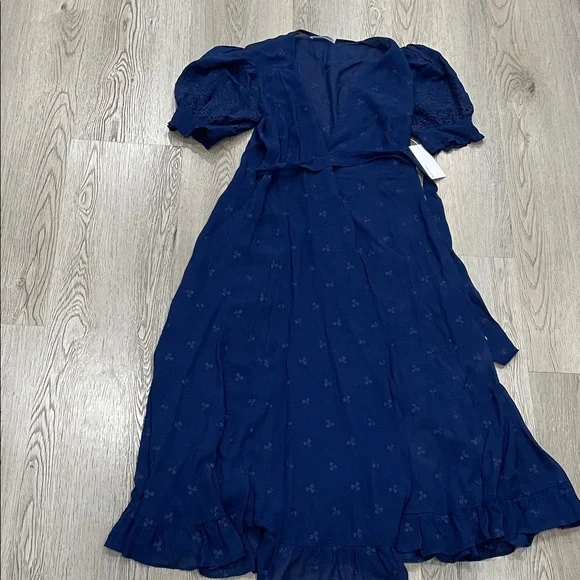chinese dress ladies Reformation Aliceyn Silk Waves Blue Lace Cut-Out Maxi Dress – The Closet  New York